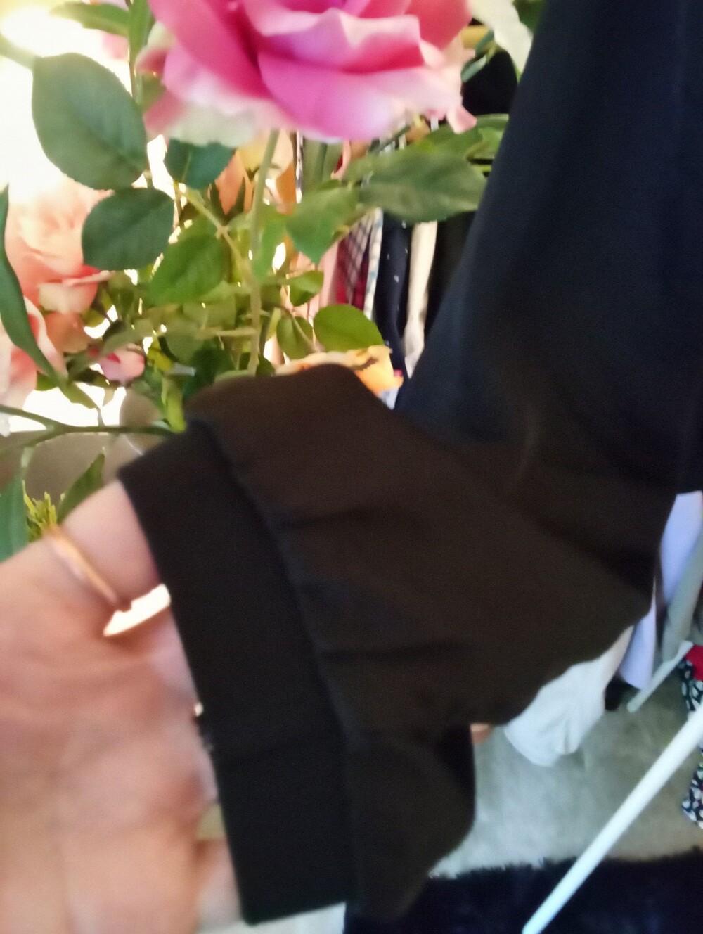 Zara Cropped Satin Bomber with Floral Embroidery (M) - Picture 13 of 14